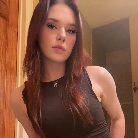 💖 Meet Your Posher 💖 - Picture 12 of 16